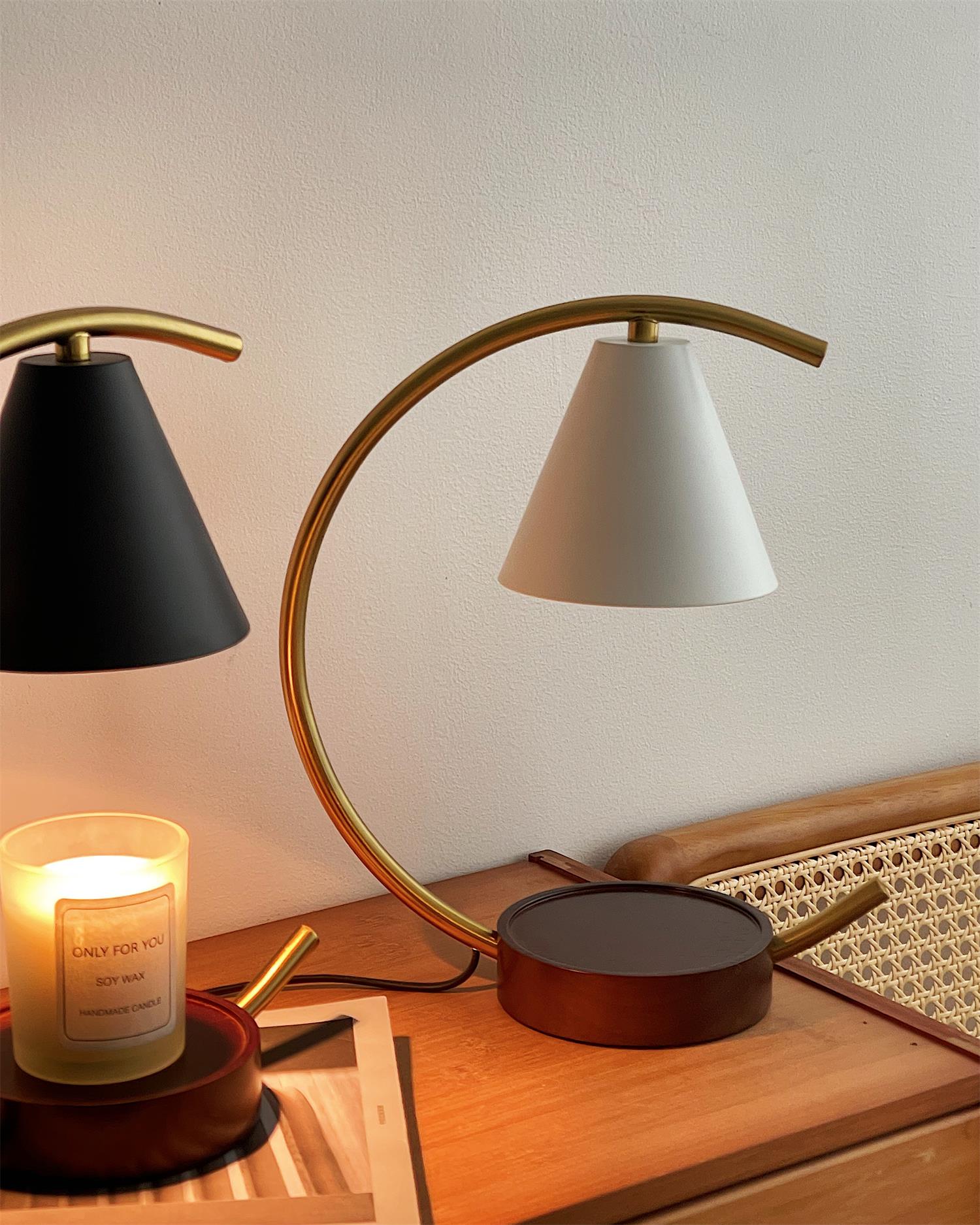 Modern Cone Shade Candle Warmer Lamp
