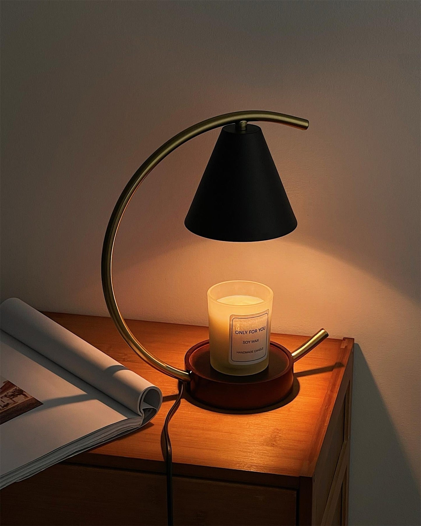 Modern Cone Shade Candle Warmer Lamp