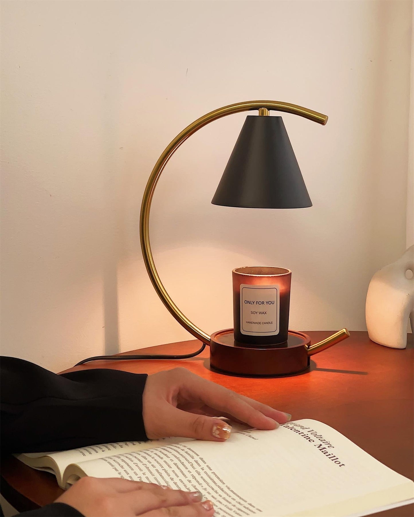 Modern Cone Shade Candle Warmer Lamp